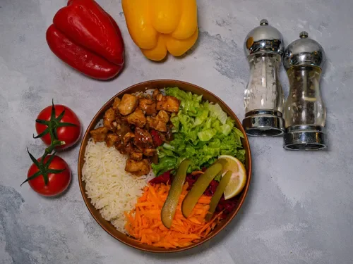 Acılı Tavuk Sote Bowl