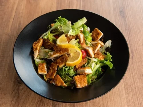 Çıtır Tavuklu Salata