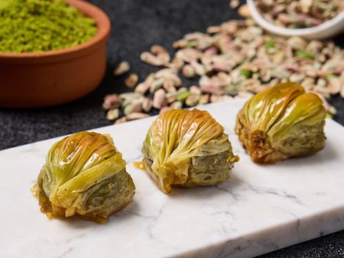 Fıstıklı Midye Baklava (500 g)