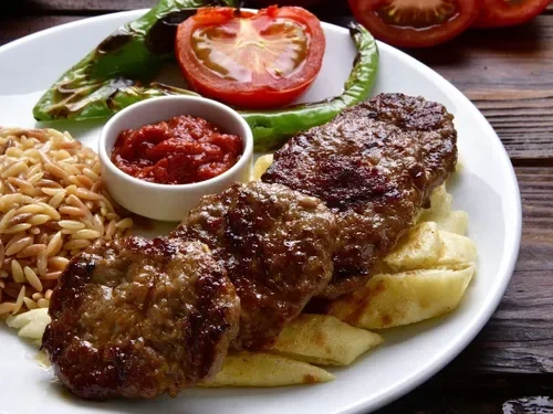 Klasik Köfte (1.5 Porsiyon)