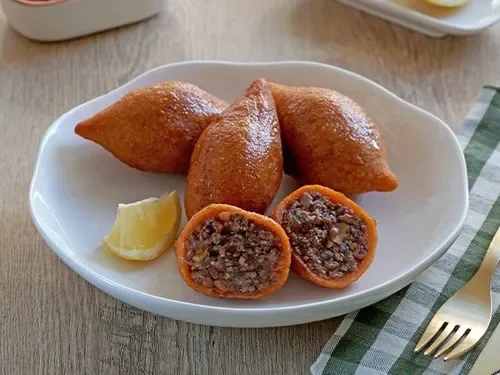 İ̇çli Köfte