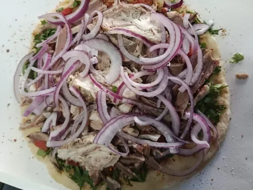 Lavaş Arası Söğüş