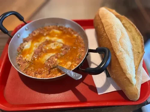 Kaşarlı Menemen