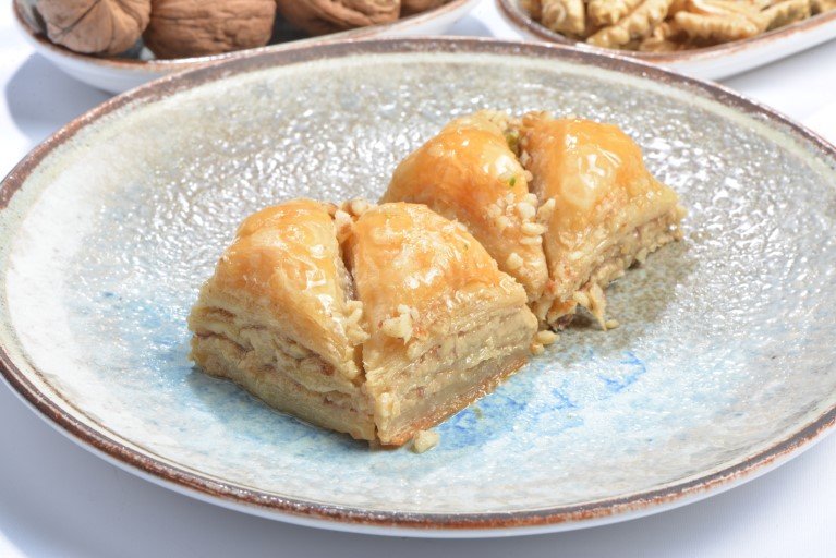 TAHINLI BAKLAVA DILIM