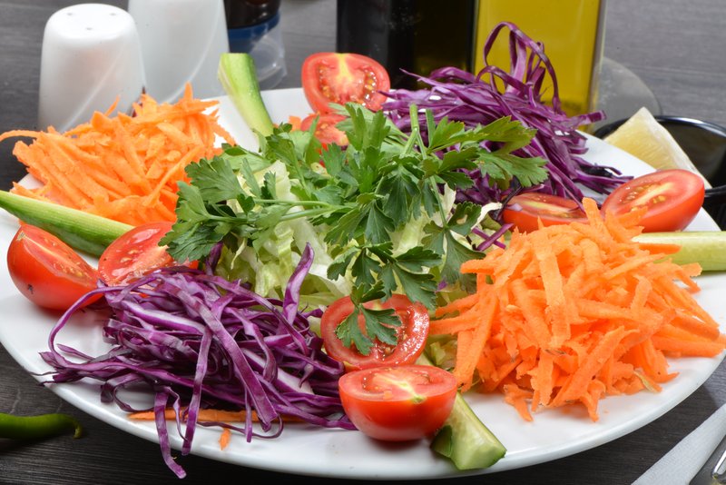 MEVSIM SALATA
