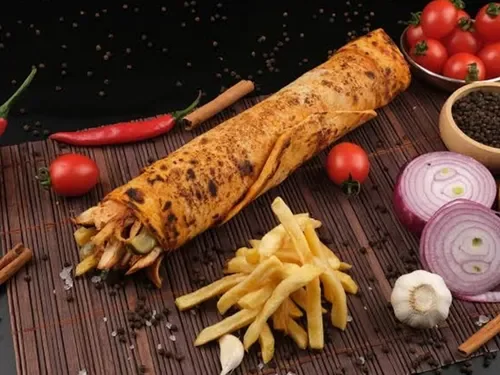 Kaşar Peynirli Hatay Usulü Tavuk Döner Dürüm (100 g)
