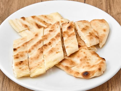 Peynirli Kır Pidesi