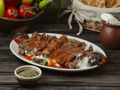 Et iskender (120 g)