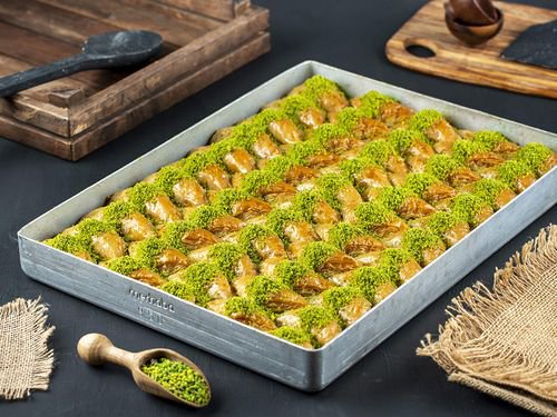 Fıstıklı Şöbiyet (1 kg)