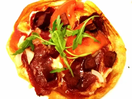 Pastırmalı & Sucuklu Sizza Pizza (Küçük Boy)