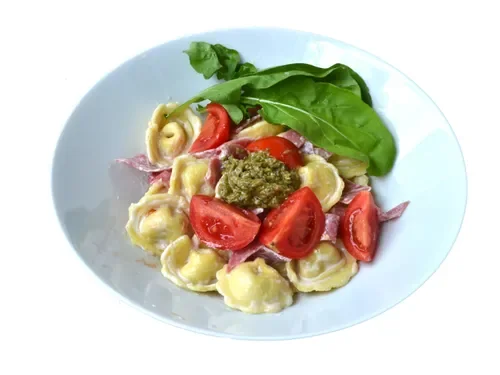 Jambonlu Peynirli Tortellini