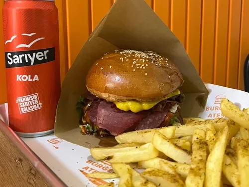 Atom Burger Menü