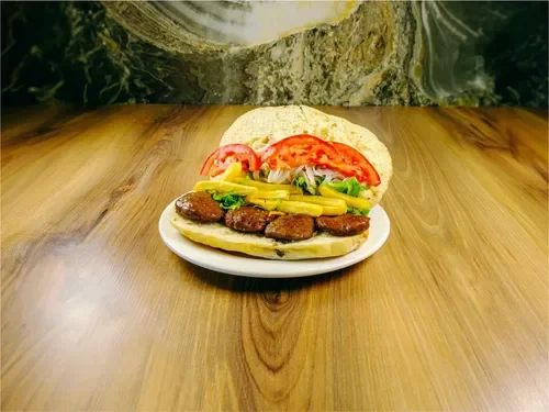 Tandır Ekmek Arası Izgara Köfte