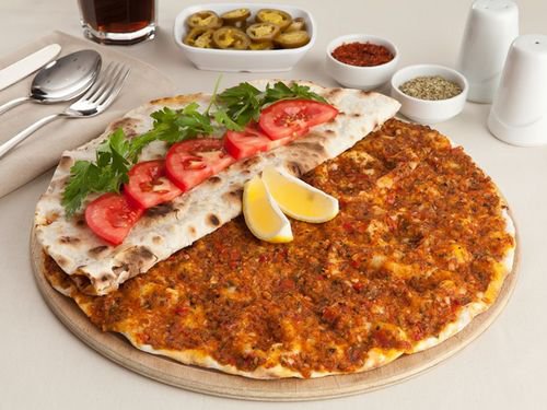 Acısız Lahmacun