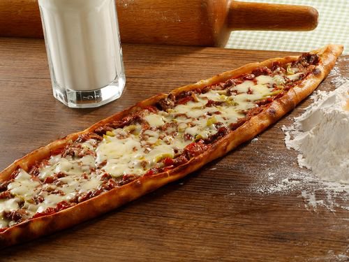 Kuşbaşılı Kaşarlı Pide (Açık)