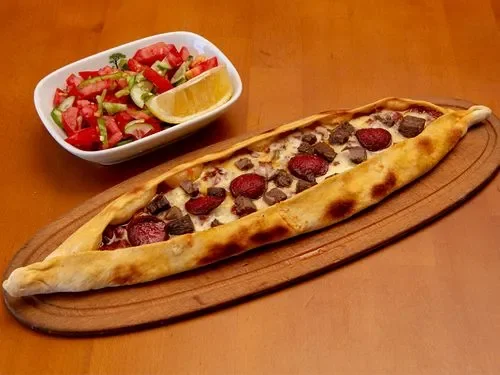 Karışık Pide
